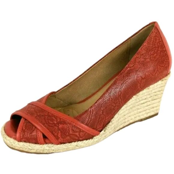 NURTURE WOMEN'S ANTONIA LEATHER WEDGE ESPADRILLE PUMPS - Picture 1 of 14